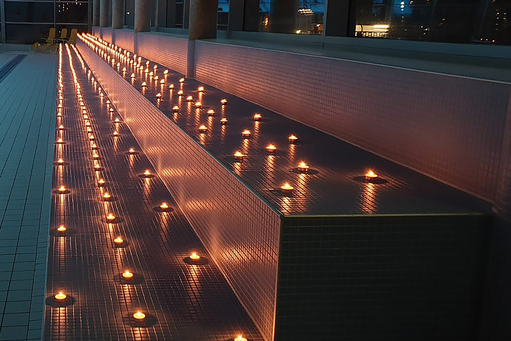 Lichterschwimmen.